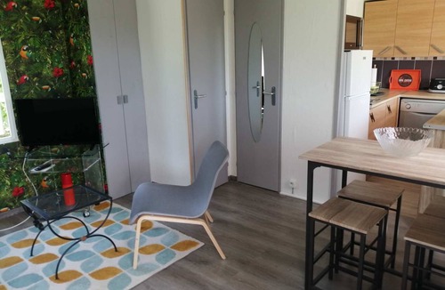 Tarascon House | Bungalow Le Platane with private SPA