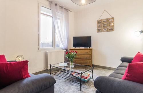 Serquigny House | Bungalow near the forest