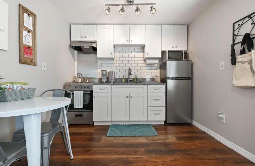 College Park House | Bungalow near Universal, Disney, and Downtown Orlando