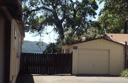 Clearlake House | Bungalow on the lake