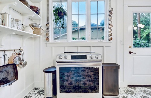 Heritage House | Bungalow San Marvelous