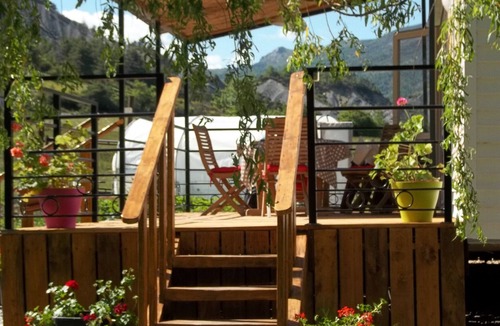 Blieux House | Bungalow with Mountain View, Private Terrace and Private Garden