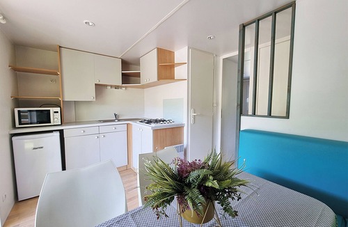 Castiello de Jaca Apartment | Bungalows y Cabañas Solopuent Natur