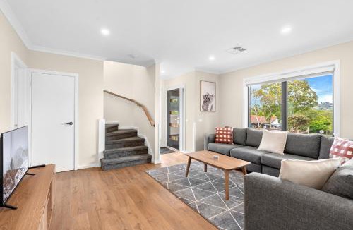 Croydon Villa | Bungunyah Apartments