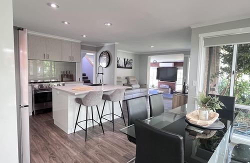 Buninyong House | Buninyong Lodge