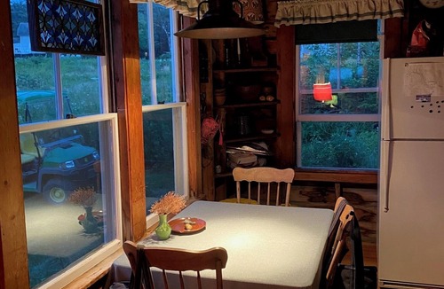 Islesford House | Bunkers Cove Cottage