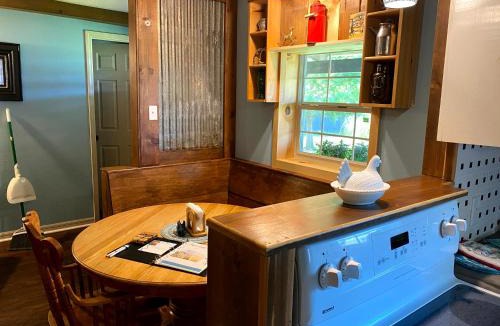 Lake City House | Bunkhouse Farm Stay