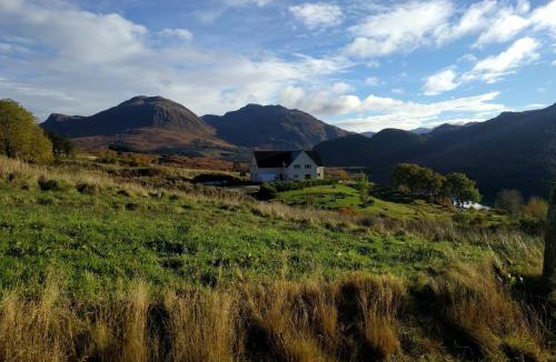 Nostie House | Bunloyne