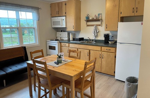 Rocky Harbour Cabin | Buoy & Arrow Restaurant and Suites