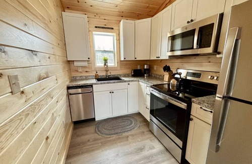 Salsbury Cove Cabin | Buoy Cottage #8 at Explore Acadia Cottages