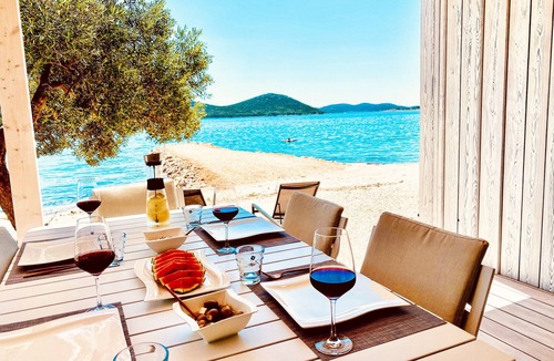 Drage House | BUQEZ ECO RESORT - Beach Villa 28 - Directly by beach
