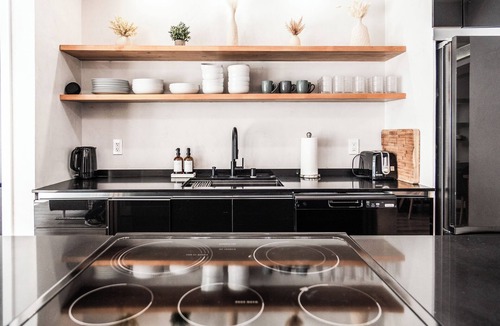 Burbank House | Burbank Getaway