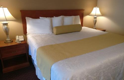 Burbank Hotel | Burbank Inn and Suites
