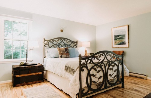 Collins Center House | Burdick Blueberry Farm Guest House