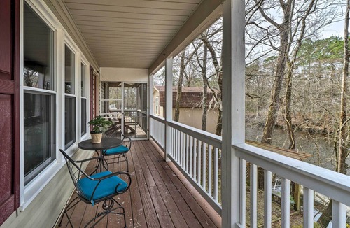 Burgaw House | Burgaw Getaway w/On-Site River Access!