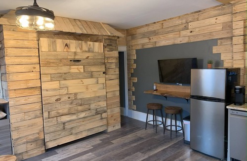 Harrisburg - Hershey Apartment | BurgBnB Riverfront