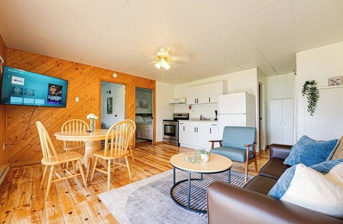Magnetawan Cabin | Burk's Falls Beach #4 - Maijac Resort & Marina