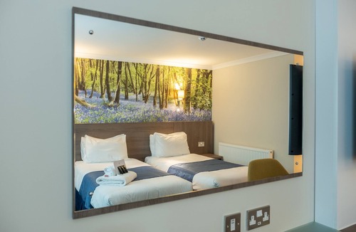 Loughborough Hotel | Burleigh Court Hotel