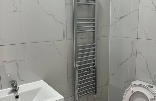 Oadby House | Burleigh House - 3 Bed