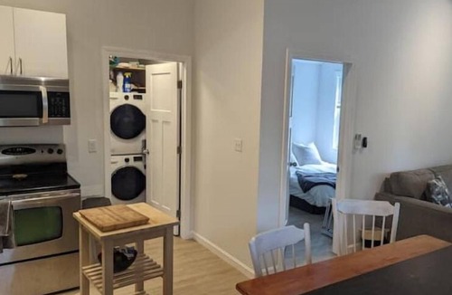 South Burlington Apartment | Burlington South End 1 bdr/1ba Private Suite