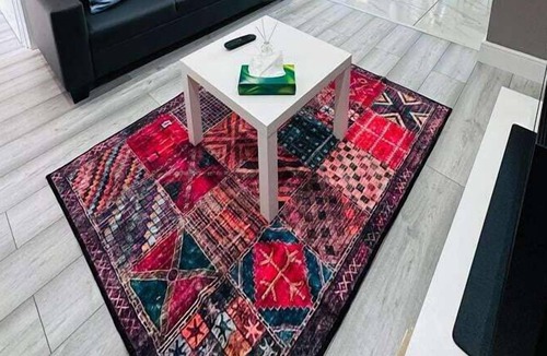 Reading House | Burmese - 5 Bedroom House