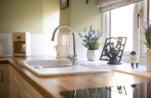 Askrigg Cottage | Burn Cottage, Askrigg, Yorkshire Dales