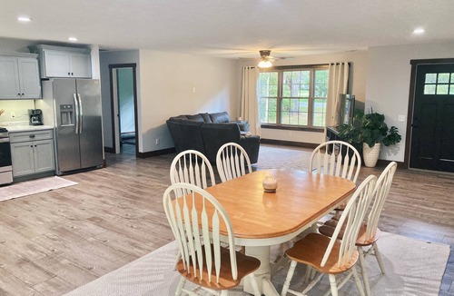 Felts Mills House | Burnash Bungalow - 4 min. to Fort Drum Gate