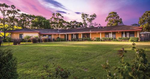 Lovedale House | Burncroft Guesthouse
