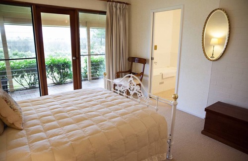 Lovedale House | Burncroft Guesthouse