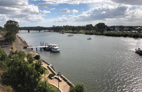 Bundaberg Central Hotel | Burnett Riverside Hotel