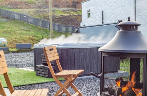 Hexham House | Burnside Cottage