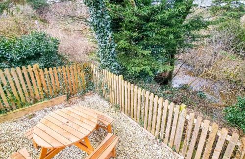 Aislaby House | Burnside Cottage