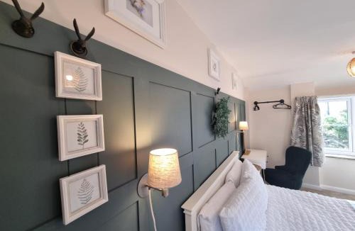 Aislaby House | Burnside Cottage