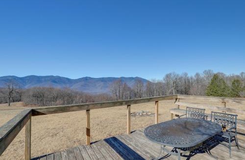 Burnsville House | Burnsville Cabin w/Deck & Trails - Dog Friendly!