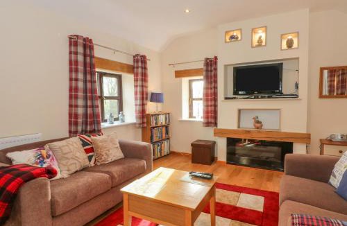 Mynydd Isa House | Burnt Oak Stables