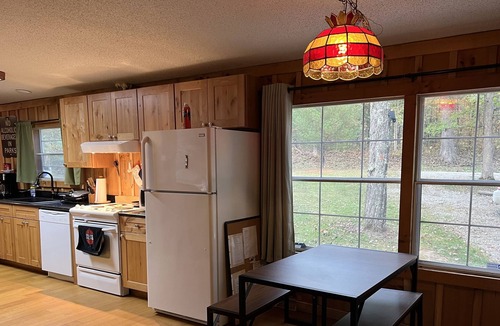 Glouster Cottage | Burr oak lake Dock 4