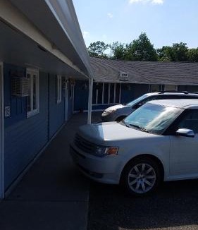 Algona Hotel | Burr Oak Motel