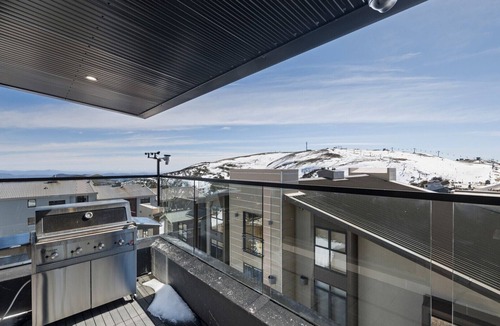 Hotham Heights Ski Chalet | Burramungee - Mt Hotham