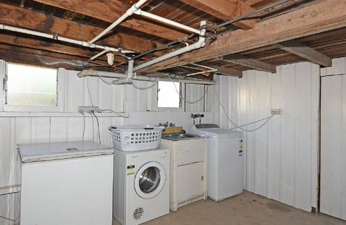 Traviston House | Burrum Beach House-Waterfront-Private Jetty-2BR