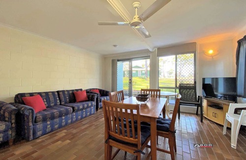 Traviston Apartment | Burrum River Unit Two