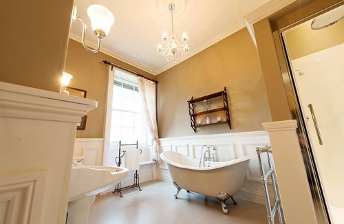 Leominster House | Burton Court