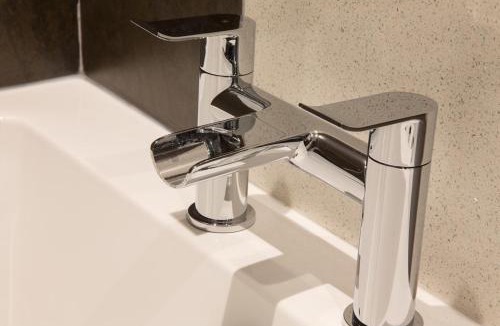 Kington Hotel | Burton Hotel