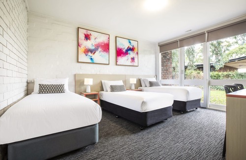 Vermont South Hotel | Burvale Hotel