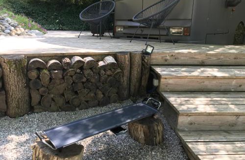 Villepinte House | Bus atypique au bord du canal du midi et au cœur d'une forêt 2 chambres