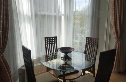 Busby Apartment | Busby Apartments