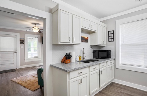 Hattiesburg Cottage | Buschman Station - Cottage near Downtown Hattiesburg