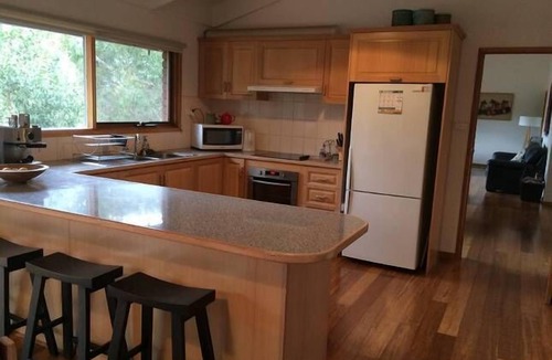 Bellbrae House | Bush & Beach Retreat