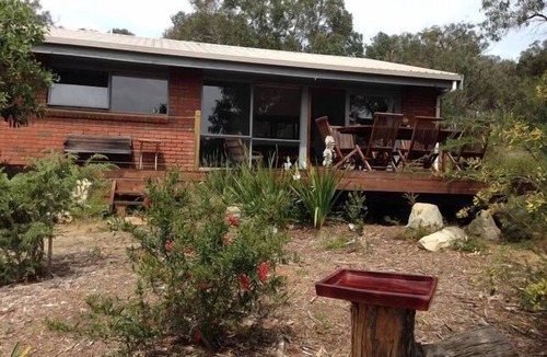 Bellbrae House | Bush & Beach Retreat