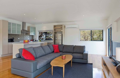 Fairhaven House | Bush Haven I Second Living