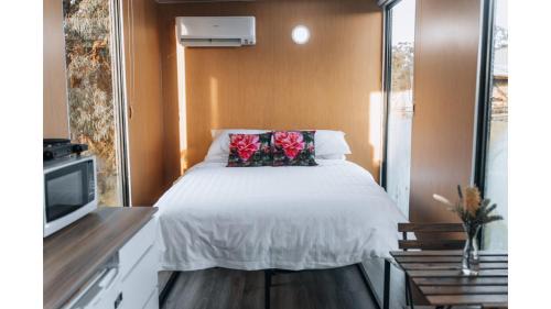 Alberton West House | Bush Retreat 1 by Tiny Away